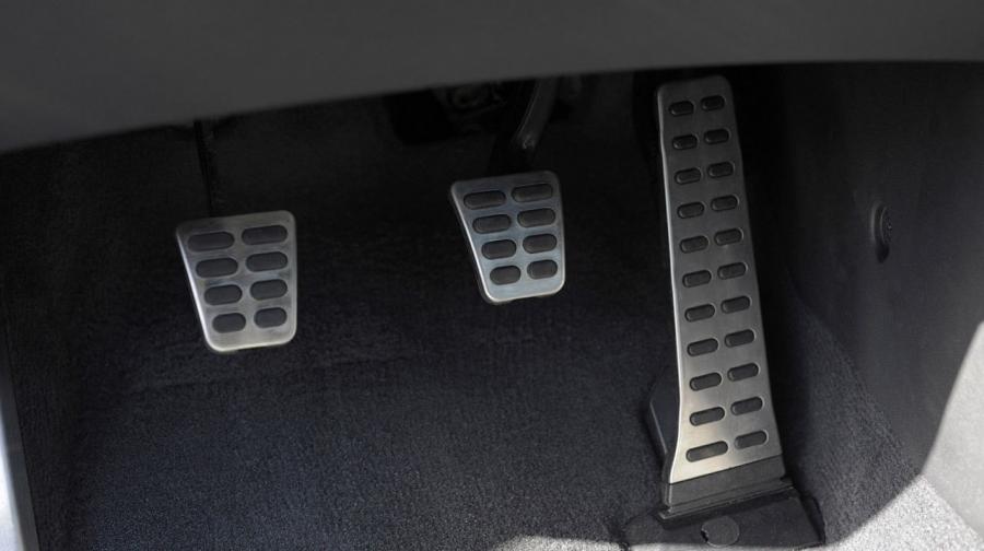  Hyundai Elantra 2014 года  (фото 29 из 39)